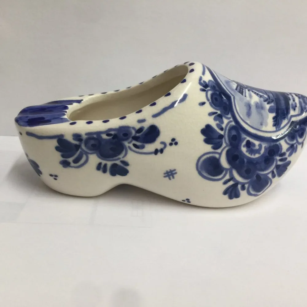 Clogs - Picture 10 of 16